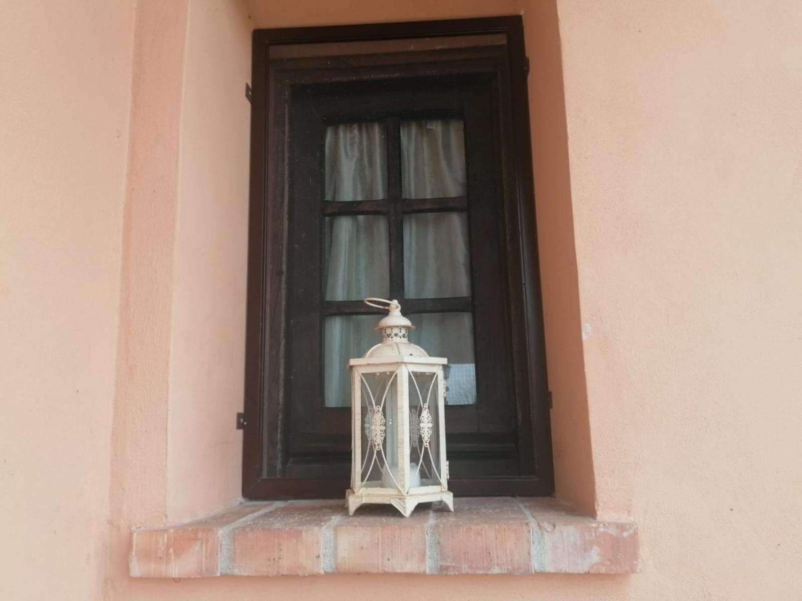 Casale Cavatella Bed & Breakfast Sermoneta Exterior photo
